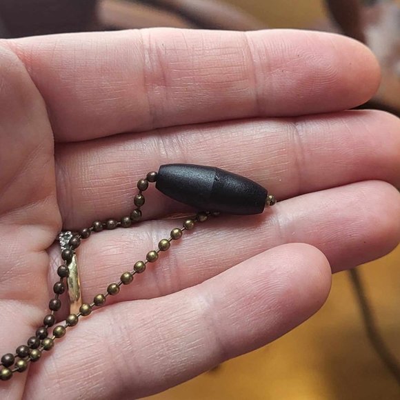 1977 One Cent Coin Pendant 💸 with Metal Ball Chain! - Picture 3 of 4